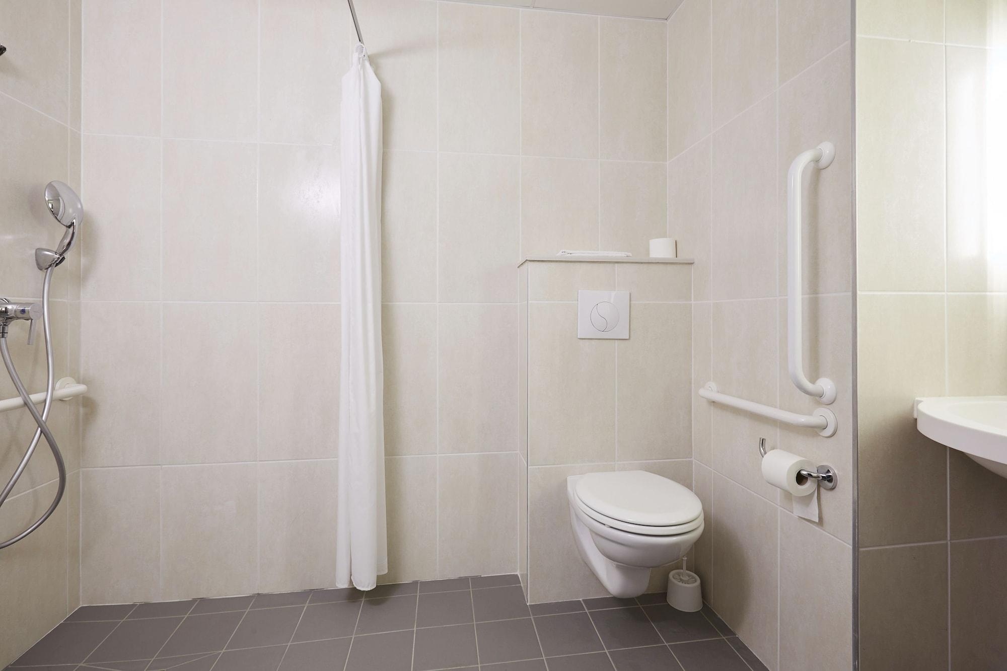 Hotel Montlhery Linas